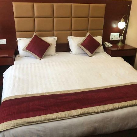 הרידוואר Hotel Blue Lagoon מראה חיצוני תמונה