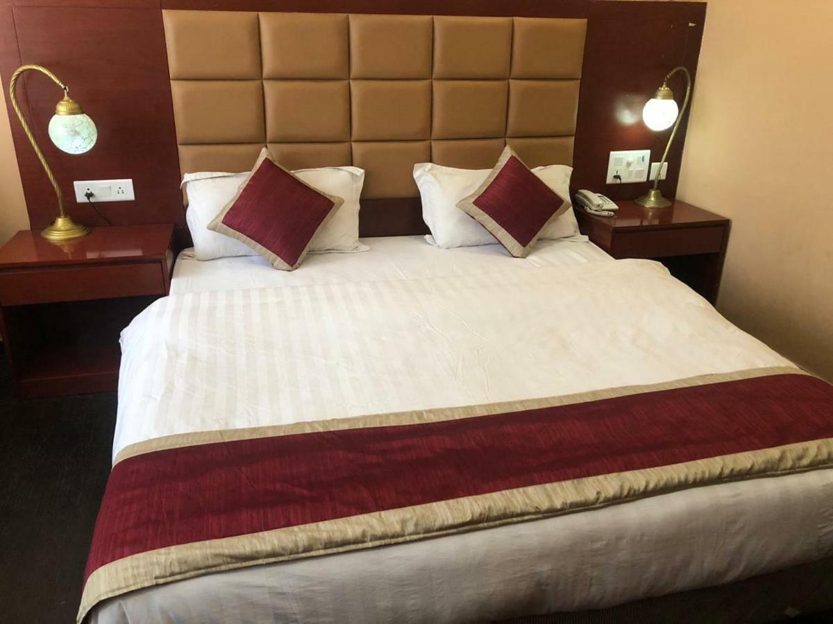 הרידוואר Hotel Blue Lagoon מראה חיצוני תמונה
